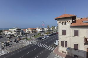 vista-balcone-monolocale-lato-mare